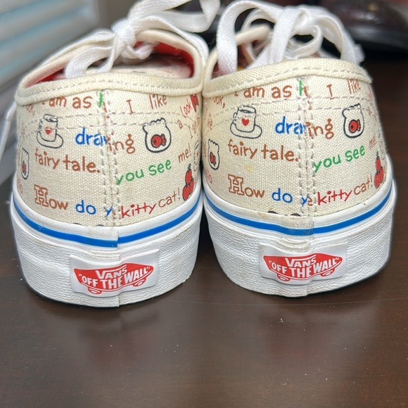 Vans X Hello Kitty Limited Edition 2014 Low Top Kids Sneakers size 4 - Picture 6 of 16